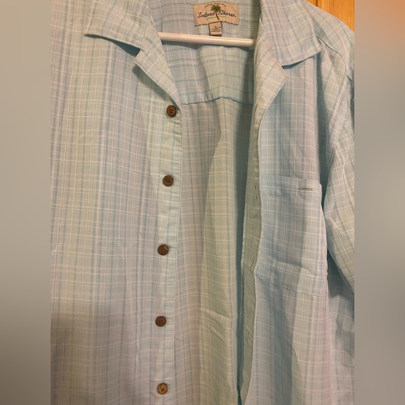 Island Shores Men’s Light Blue Short Sleeve Button Down Shirt - Picture 4 of 6